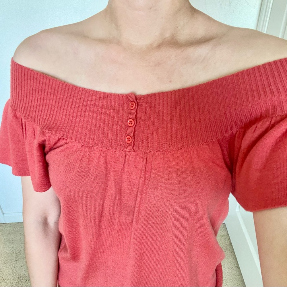 Bcbgmaxazria Off-The-Shoulder Split-Back Knit Top… - image 1